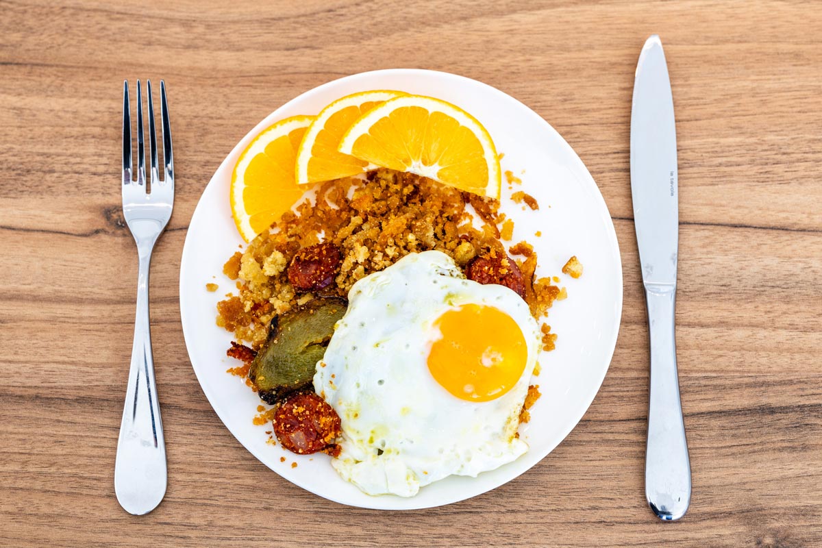 Fried eggs and bread hash