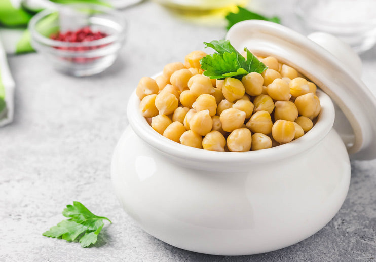 Chickpeas with Walnuts and Pomegranate Seeds