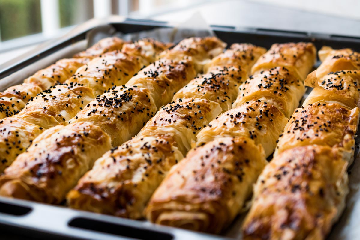 Spanakopita cigars with phyllo