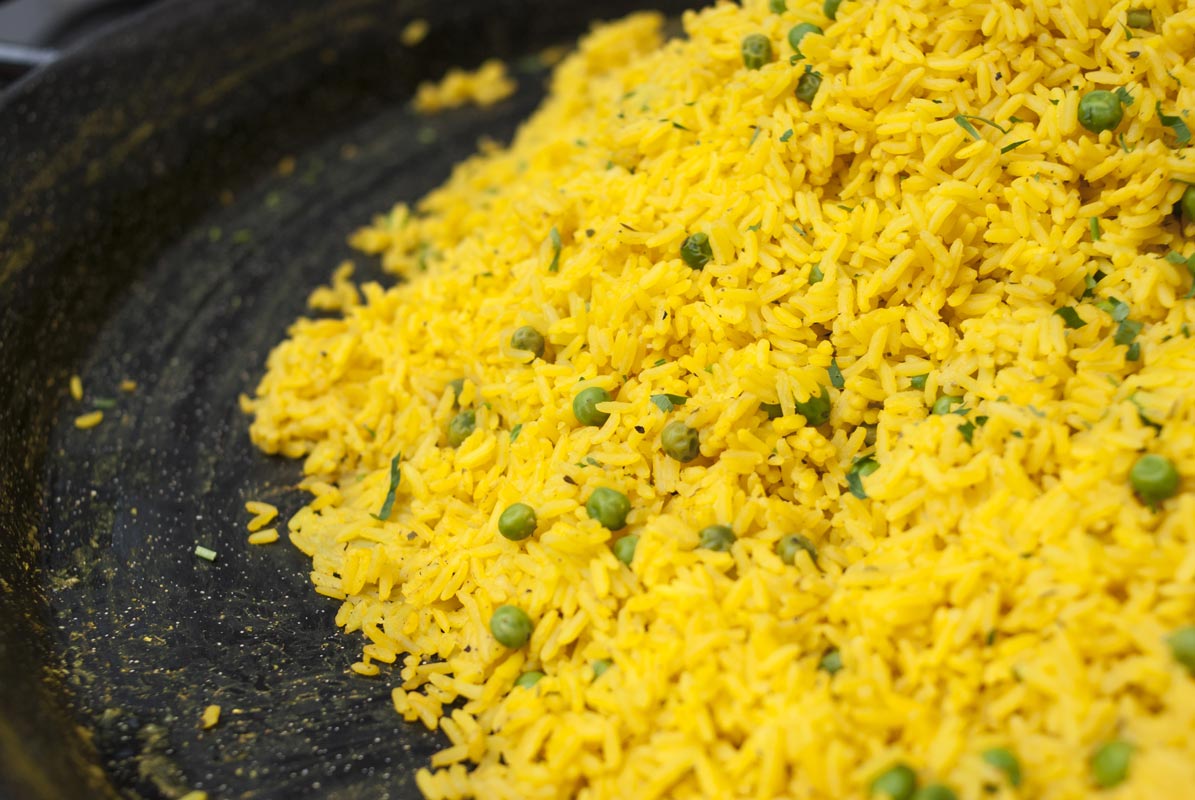 Yellow rice with peas